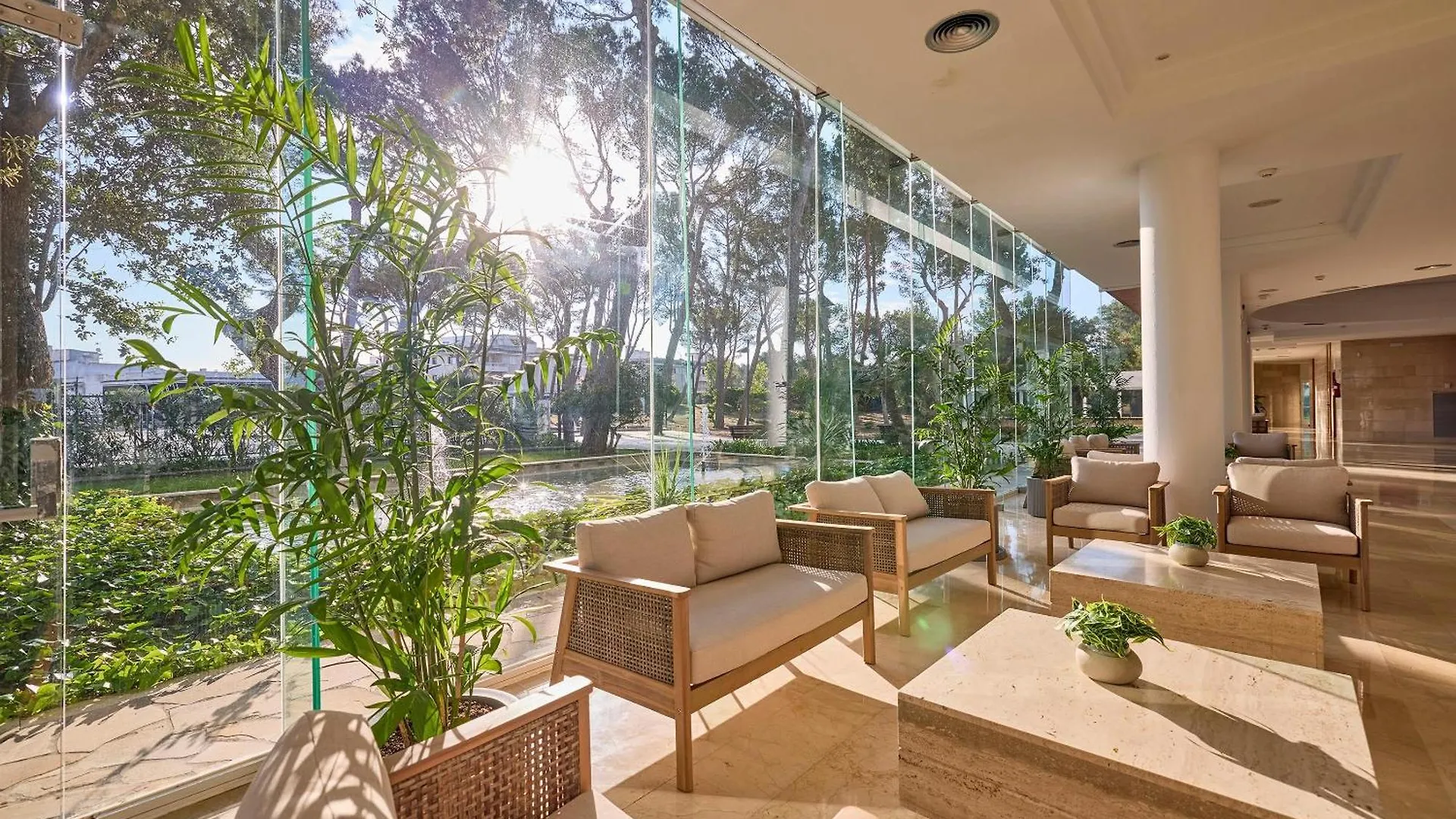 Zafiro Alzinar Mar Adults Only - Refurbished 2025 Apartment Can Picafort  0*, Can Picafort (Mallorca) Spain