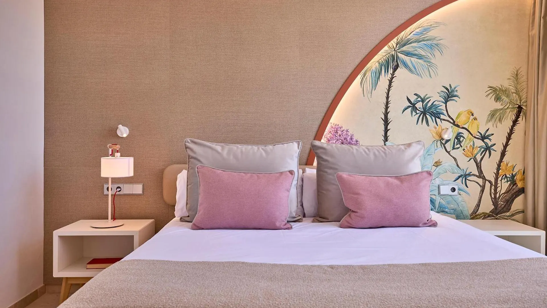 Zafiro Alzinar Mar Adults Only - Refurbished 2025 Apartment Can Picafort  0*, Can Picafort (Mallorca) Spain