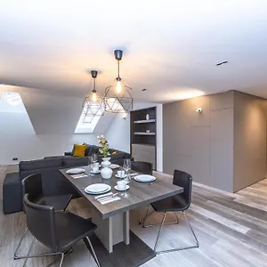 Wishlist Residences - Old Town Square , Praga República Checa